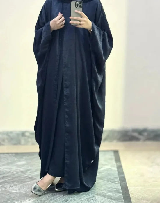 Amirah Navy Blue Abaya – Classic Modest Wear with Elegant Flowing Design