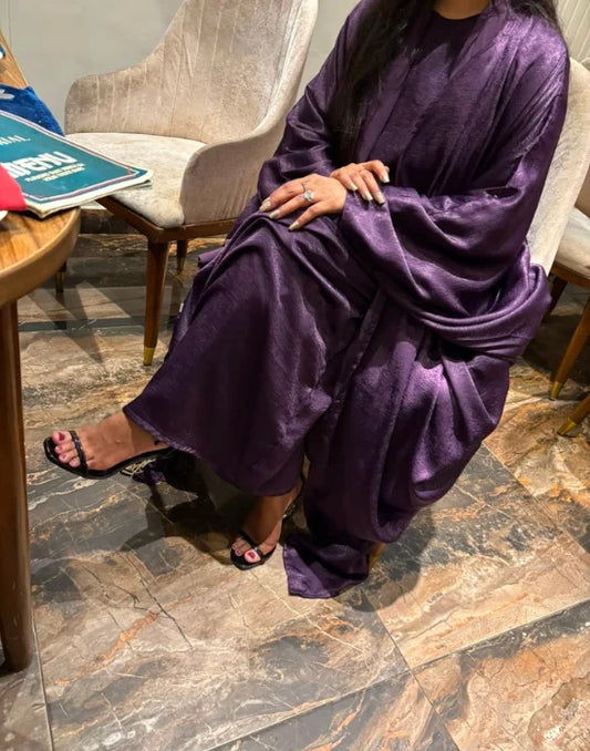 Amirah Royal Purple Abaya – Elegant Modest Wear with a Luxurious Flowing Design