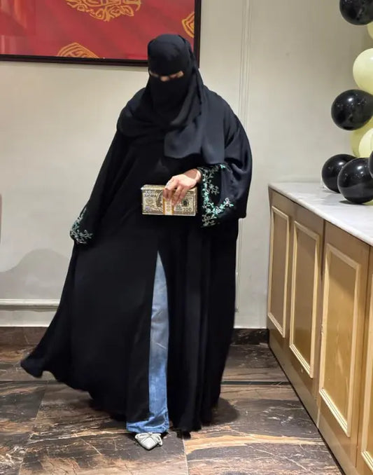 Emerald Abaya – Elegant Handwork Sleeve Abaya for Women